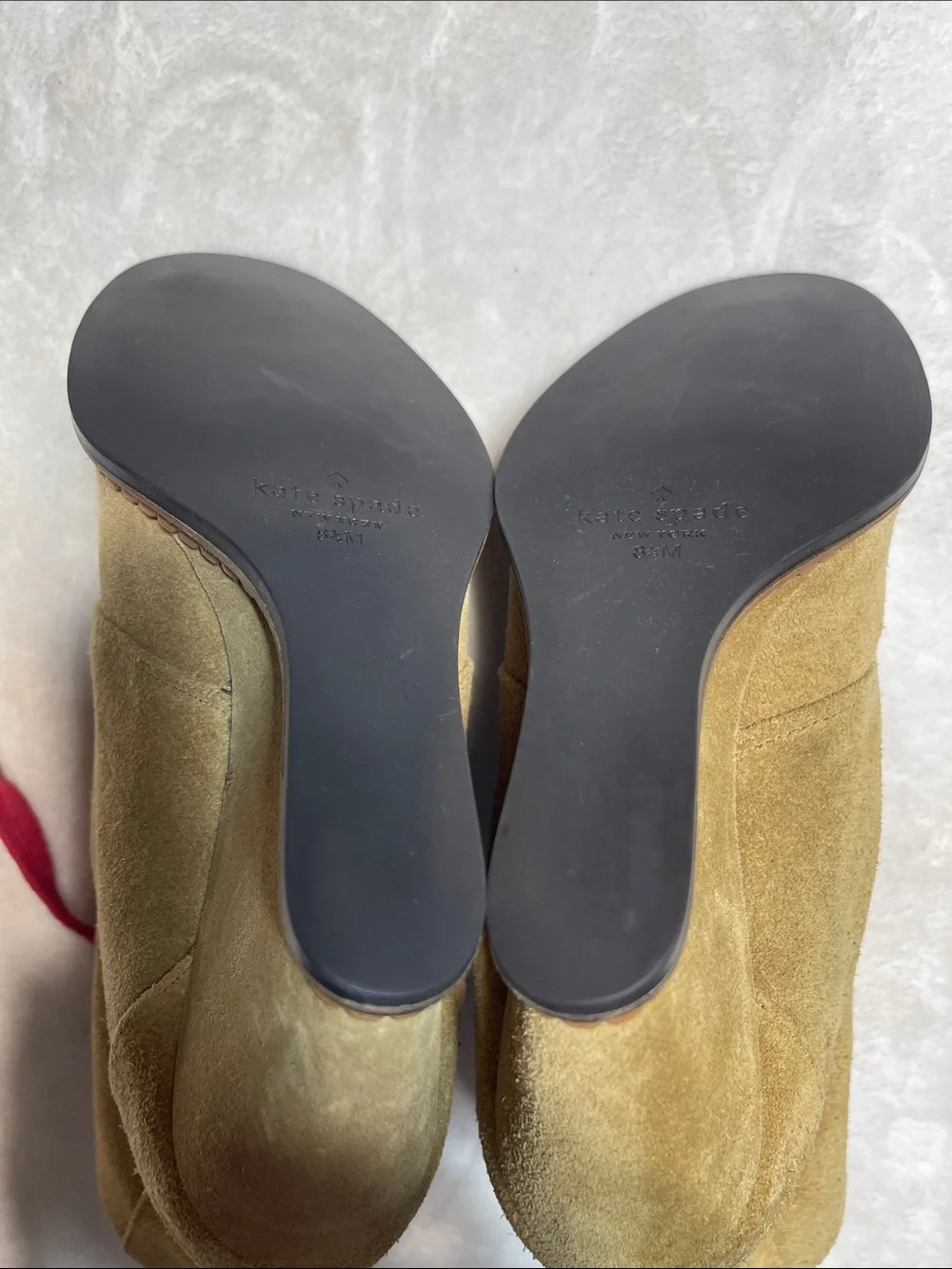 kate spade Tan Suede Wedge Ankle Boots with Red Laces Size 8.5
